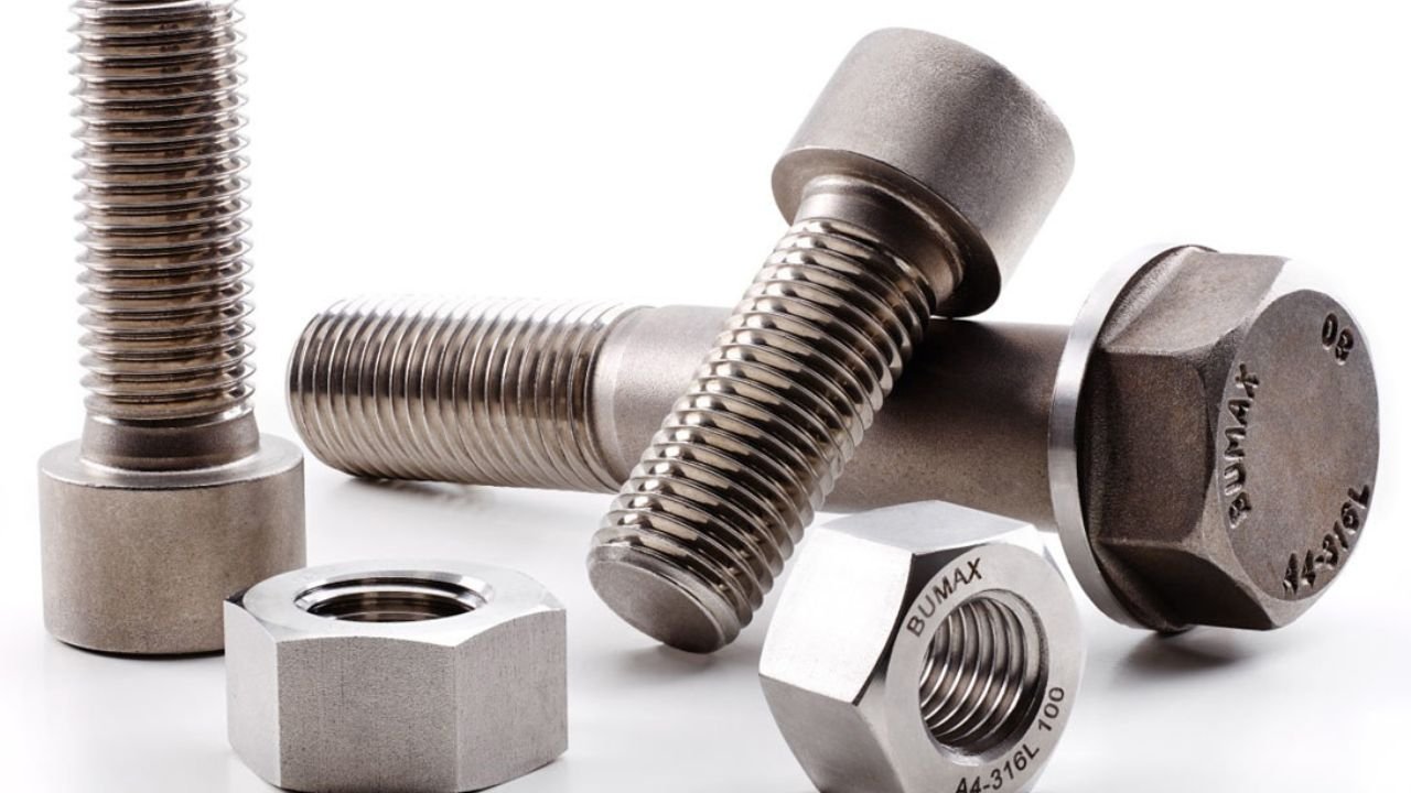 The Importance of the Right Stainless Steel Bolts Dimensions in Concrete Constructions