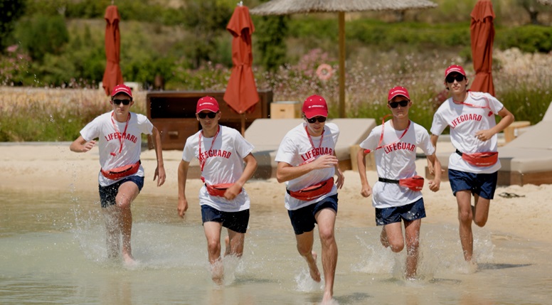 What are the Duties of Beach Lifeguards?