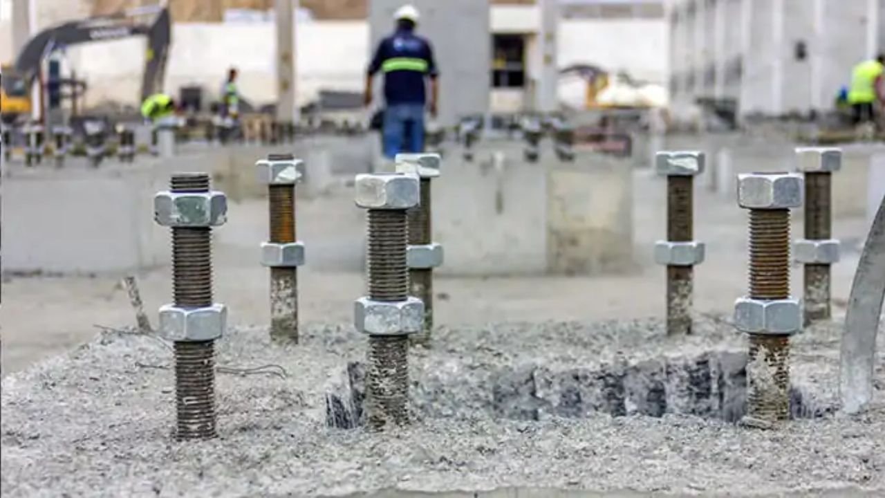 The Importance of the Right Stainless Steel Bolts Dimensions in Concrete Constructions