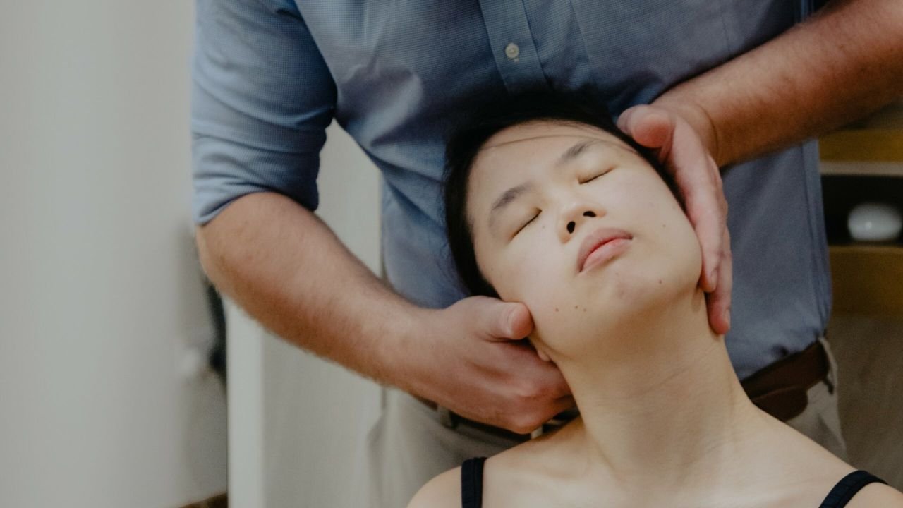 Dive Deep: Exploring the Physical and Emotional Benefits of Nuru Massage in London