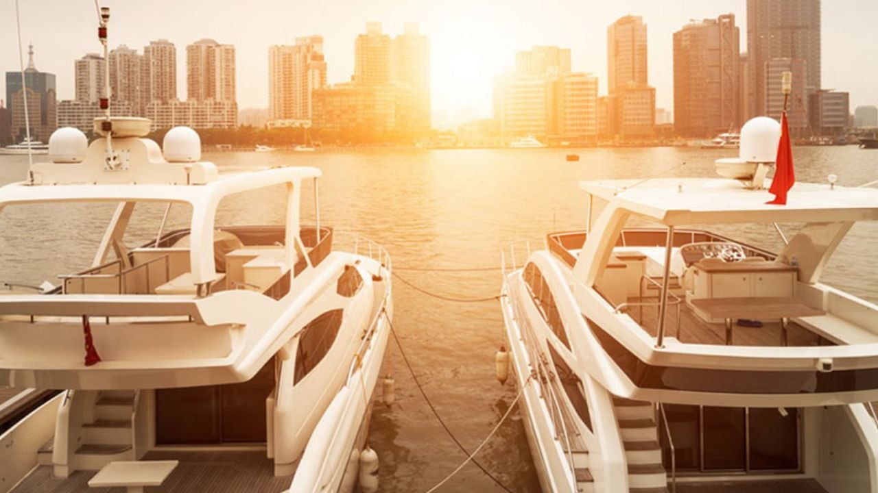 Experiencing Sunset Cruises and City Views: The Essential Nature of Yacht Charters in Dubai