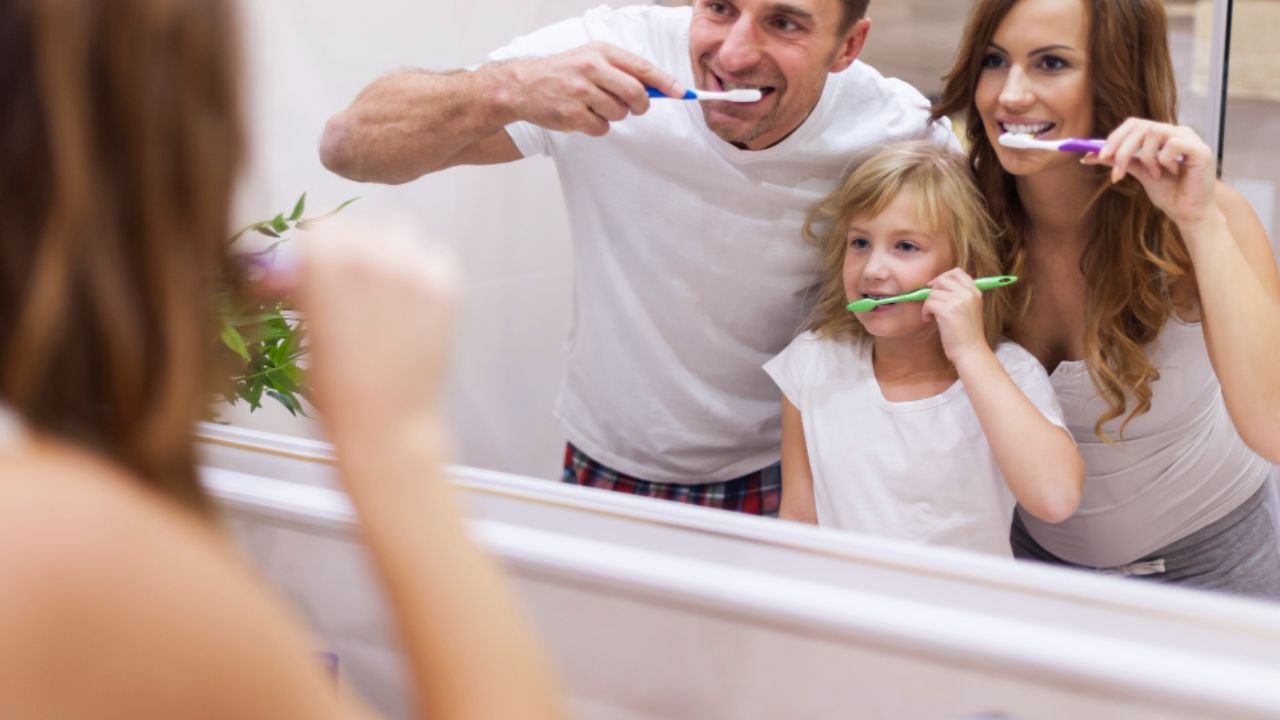 Kids and Cavities: 8 Fun Ways to Teach Your Children About Dental Care