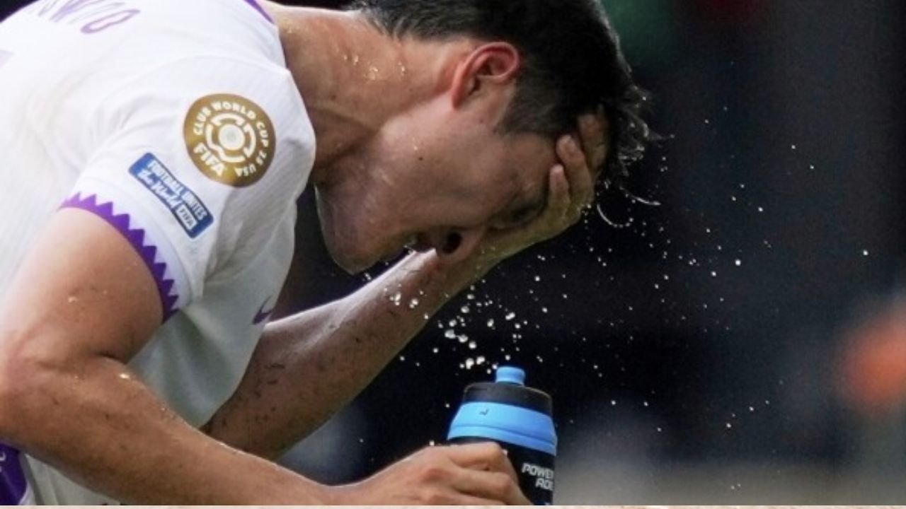 Climate Change and Soccer: How Extreme Weather is Shaping Tournaments