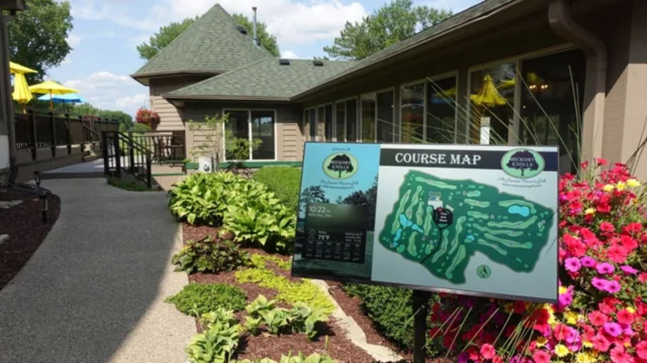 Is Outdoor Digital Signage Shaping the Future of Golf?