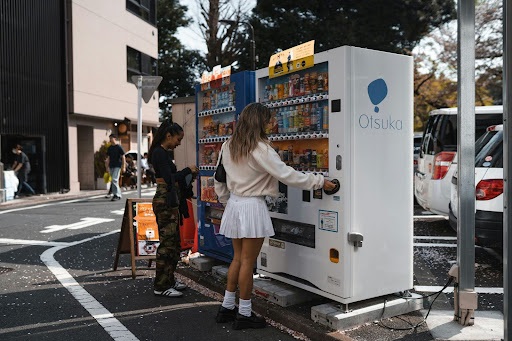 Greener Choices, Greater Profits: How Eco-Friendly Vending Machines Are Revolutionizing the Industry