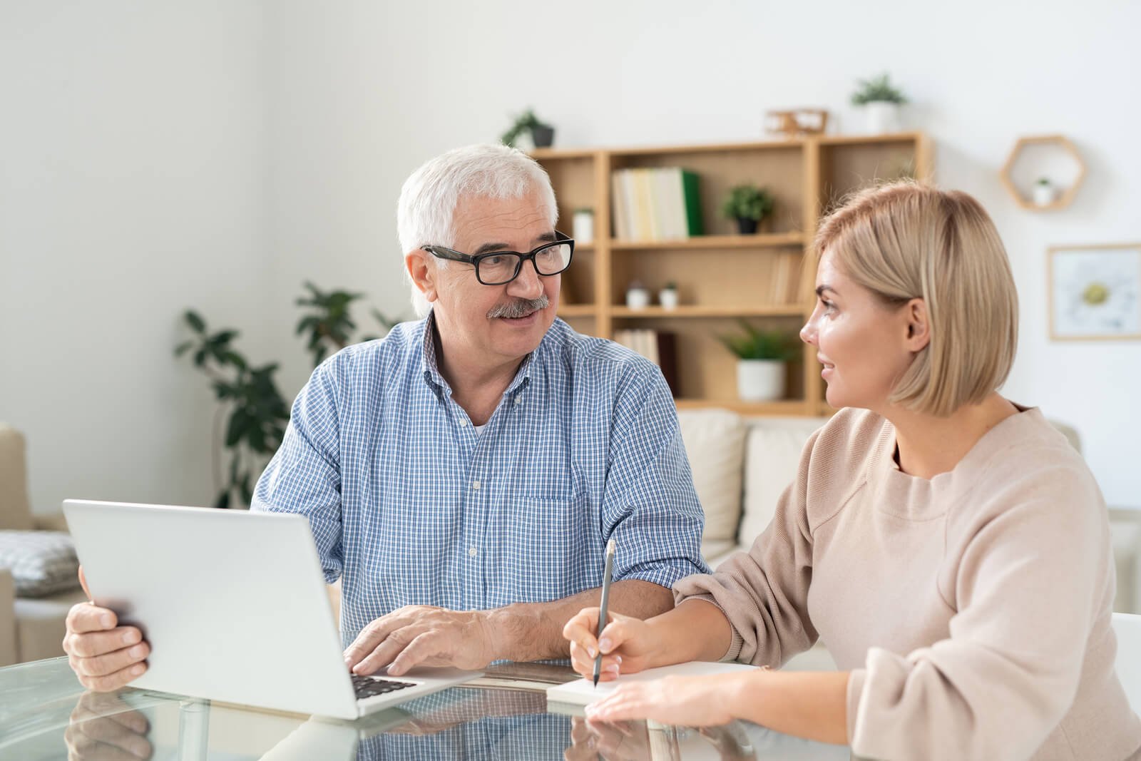 Selecting The Correct In-Home Care Provider For A Loved One