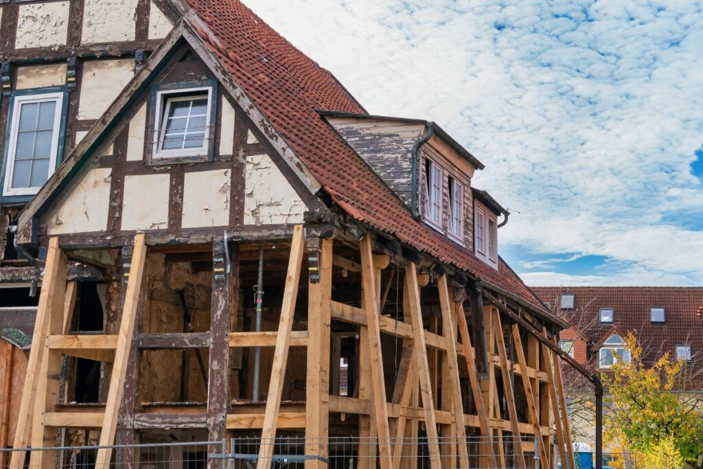 Restoring Charleston’s Charm: Brick Masonry Repair and Restoration for Historic Homes
