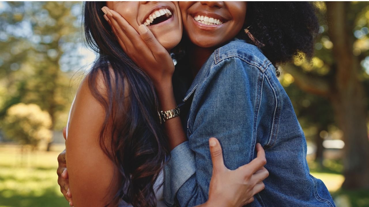 Twin Flames vs. Soulmates: What’s the Difference?