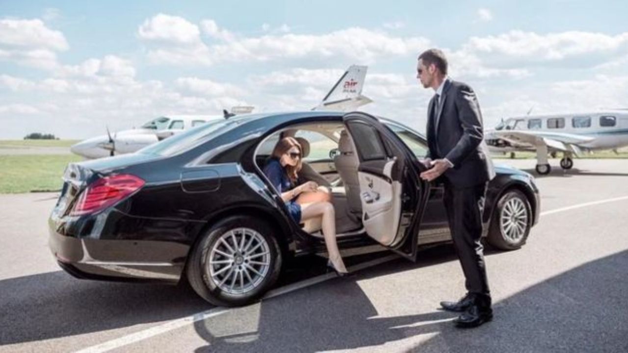 Why Choose Miami Limo Service Over Taxis?