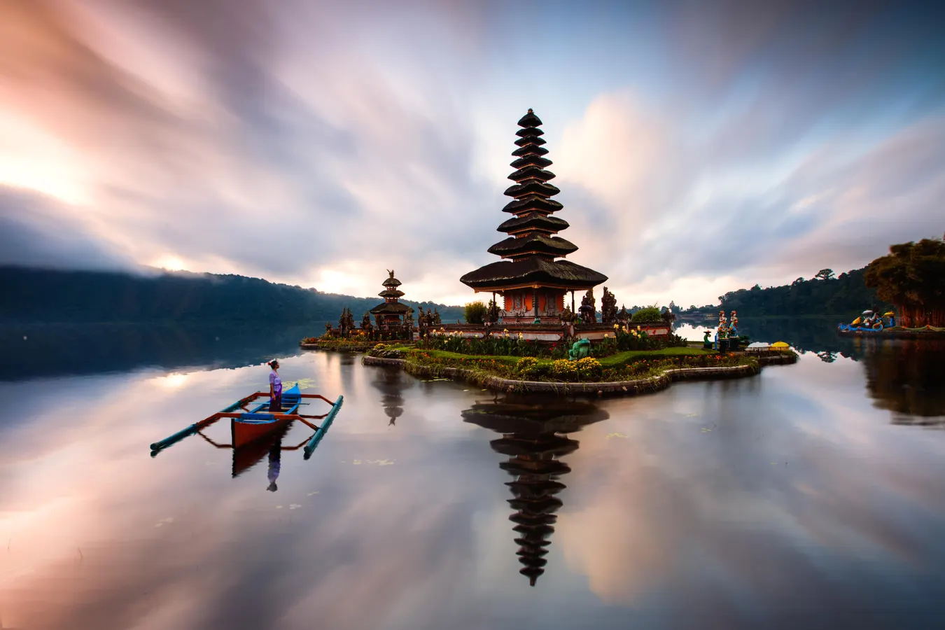 Top 10 Scenic Mountain Destinations You Should Visit This Year