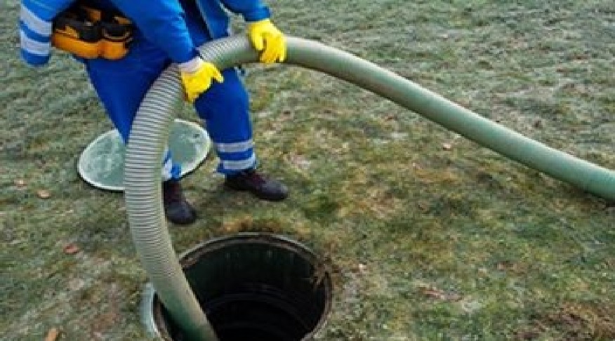 The Role of Drain Cleaning in Preventing Septic Tank Issues