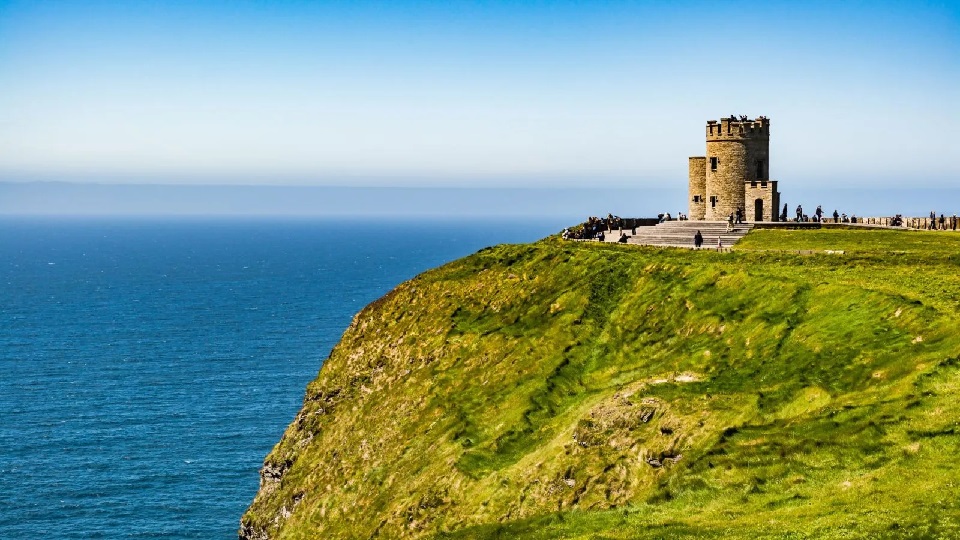The Timeless Charm and Scenic Beauty of Ireland