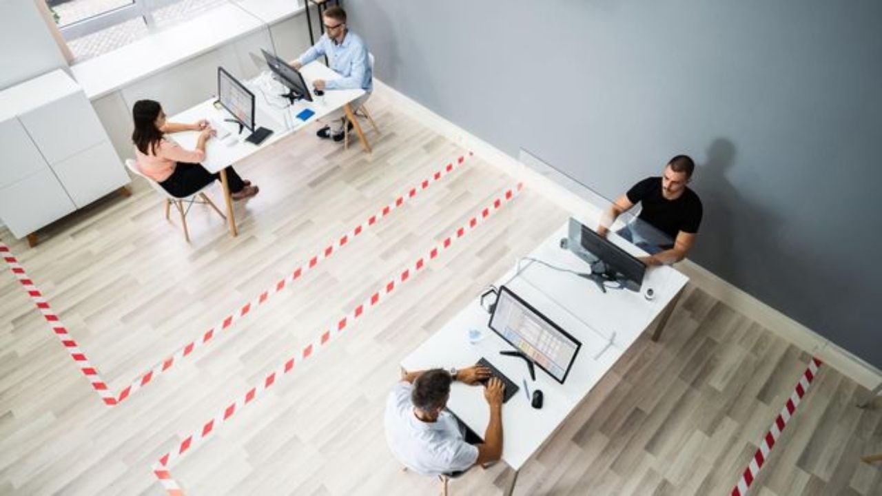 Indoor Activities and the Future of Hybrid Work Breaks