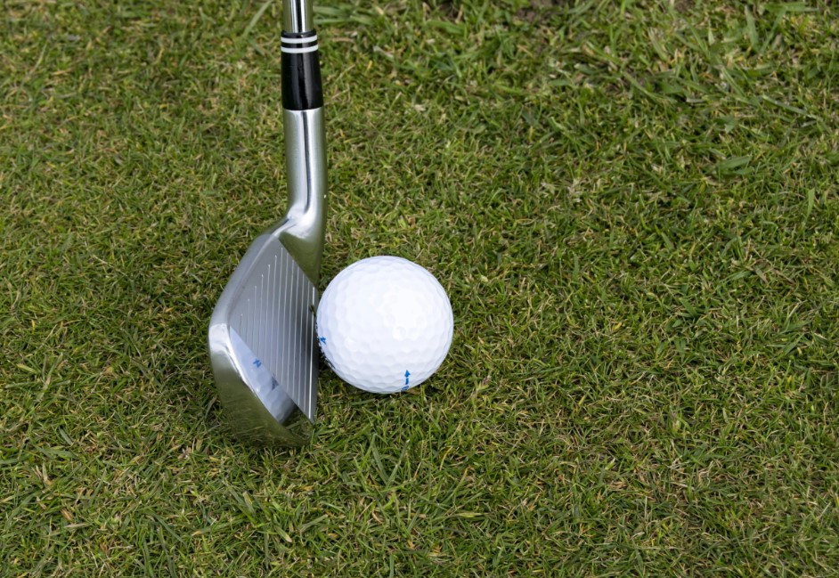 Lessons Golfers Can Offer to Slot Gamblers About Timing and Patience