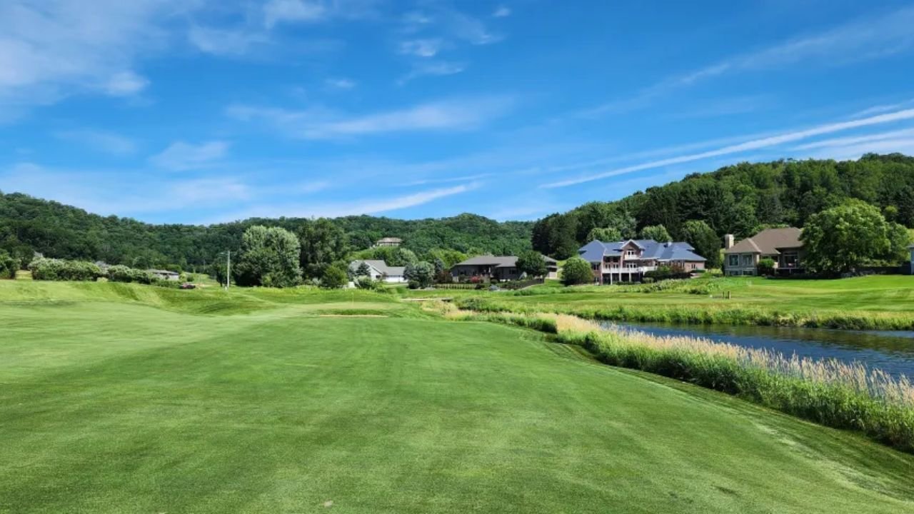 Greener Fairways: Vikki Nicolai La Crosse Wi, Explores The Rise of Organic Golf Course Management Across the Globe