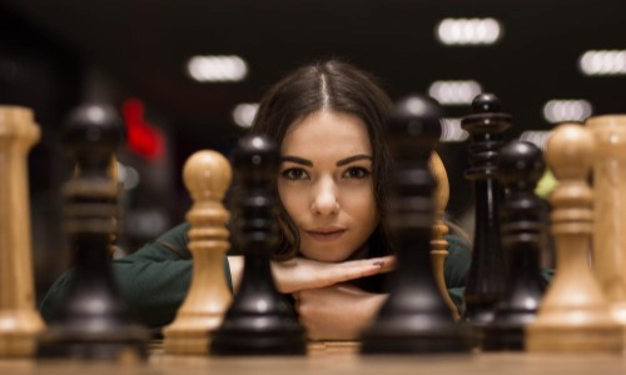 Strategic Thinking in Games and Sports: The Power of Mental Play