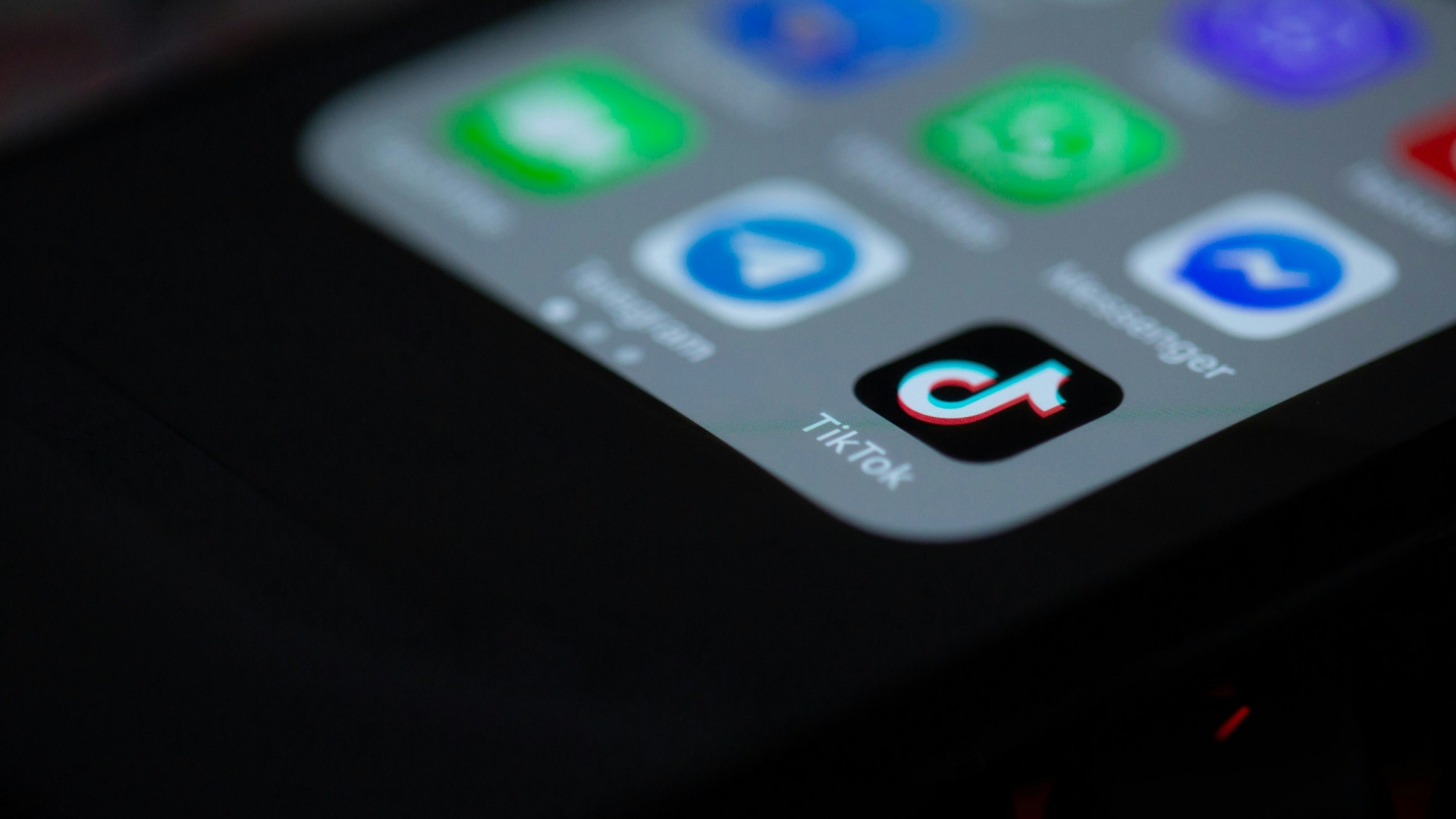 10 Best Sites to Buy TikTok Views