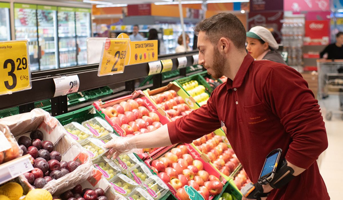En el vertiginoso ritmo de la vida diaria, hay una búsqueda que nos une a todos, sin importar nuestra cultura, idioma o ubicación: la necesidad de encontrar una tienda de alimentos cercana.