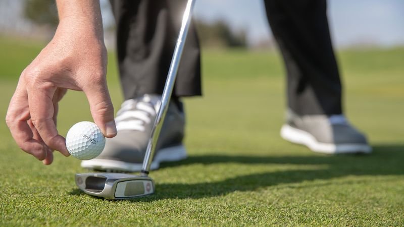 Incorporating Golf Course Knowledge into Fantasy Strategies