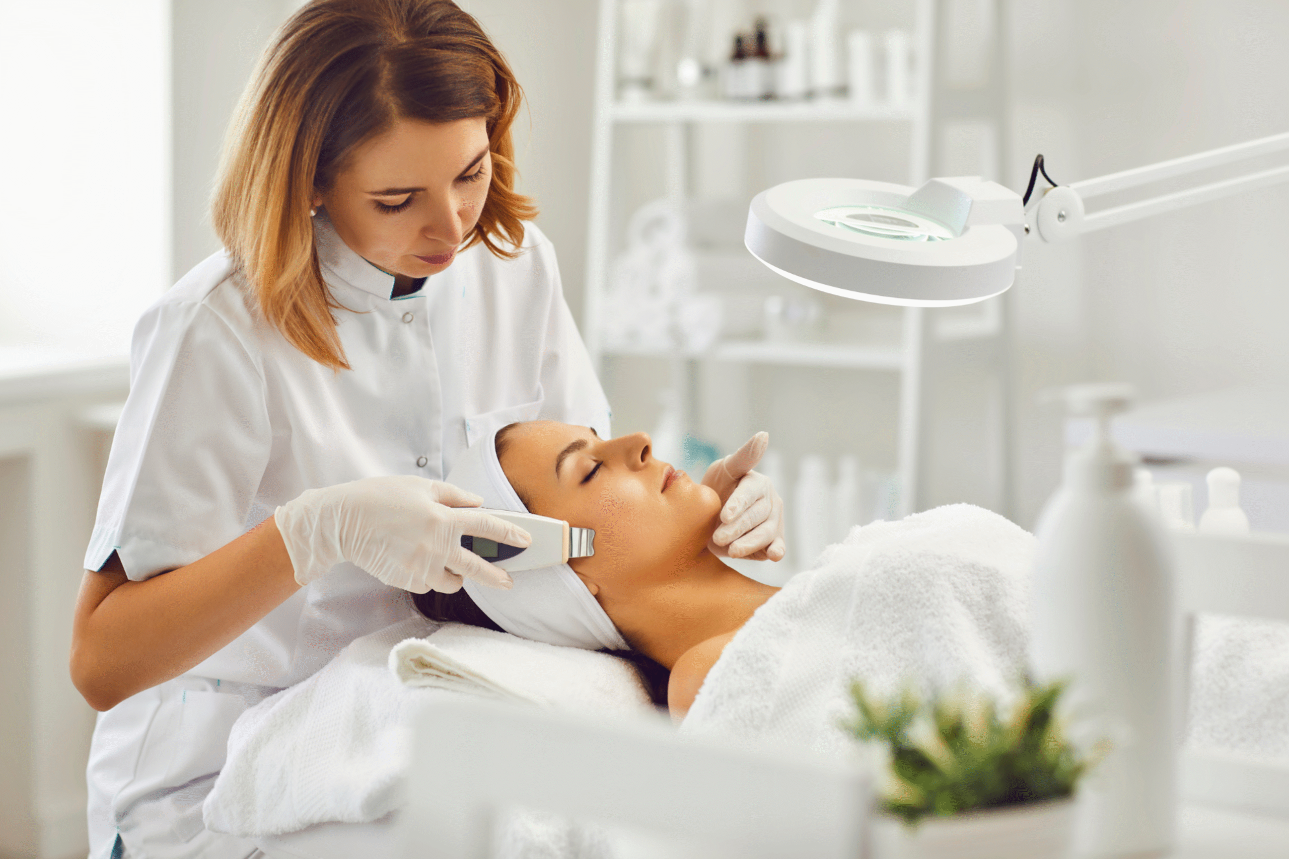 Key Factors Influencing Dermatologist Salaries