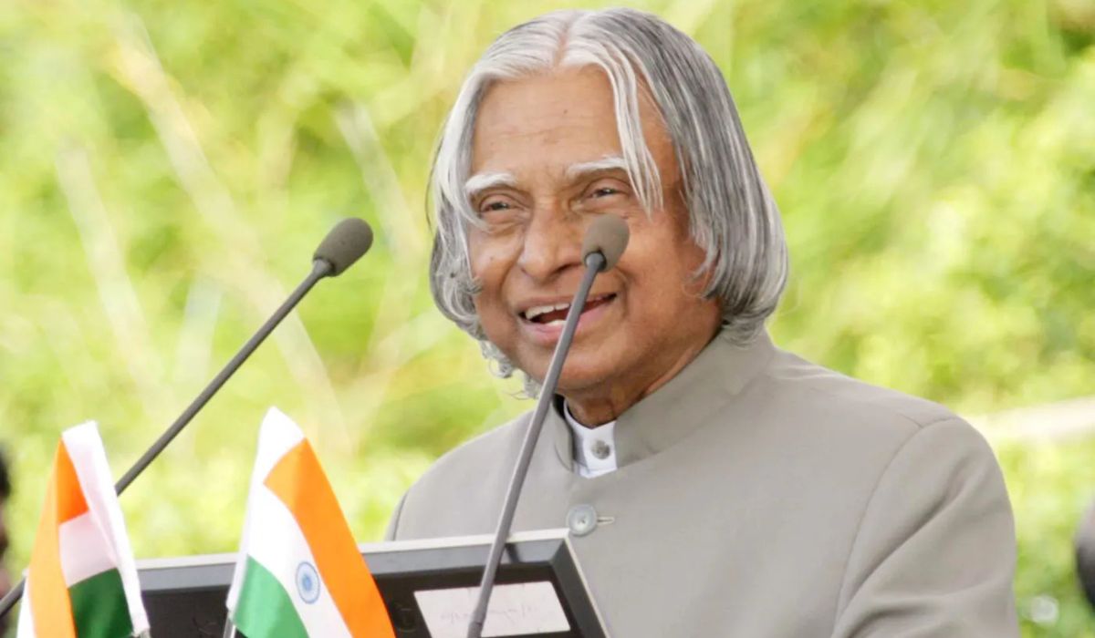 Short Biography Of APJ Abdul Kalam In English