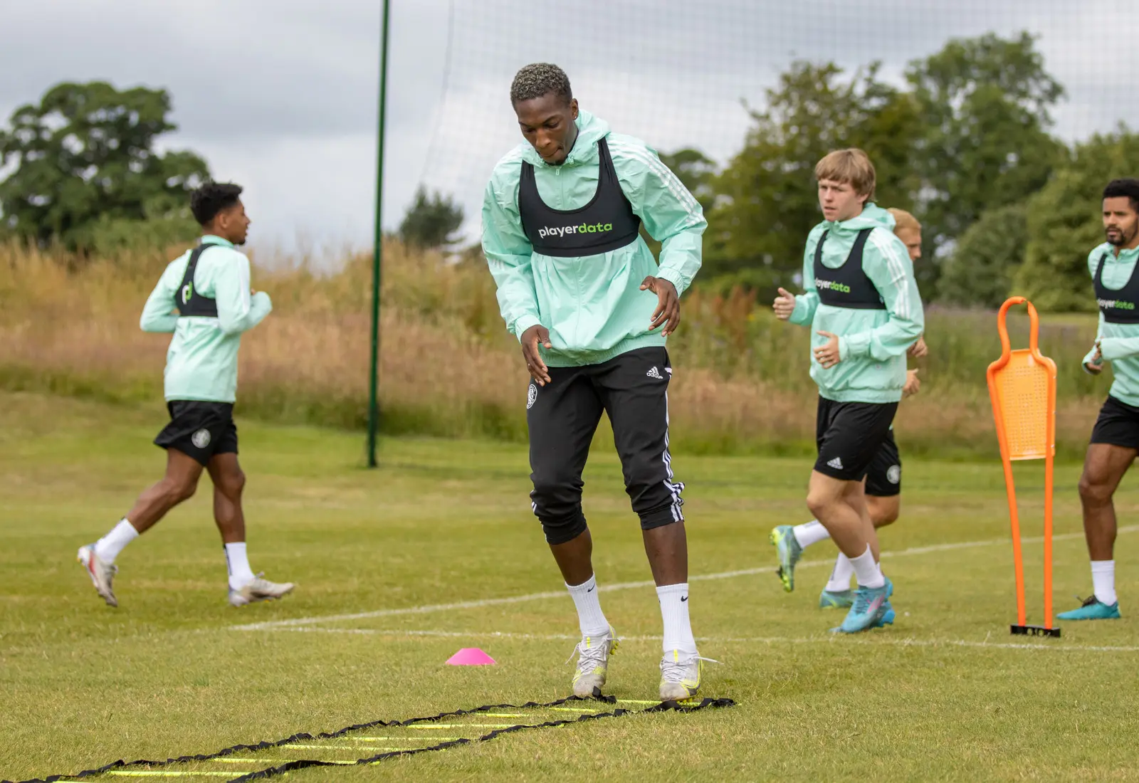 How Do Footballers Balance Relaxation With Competitive Drive?