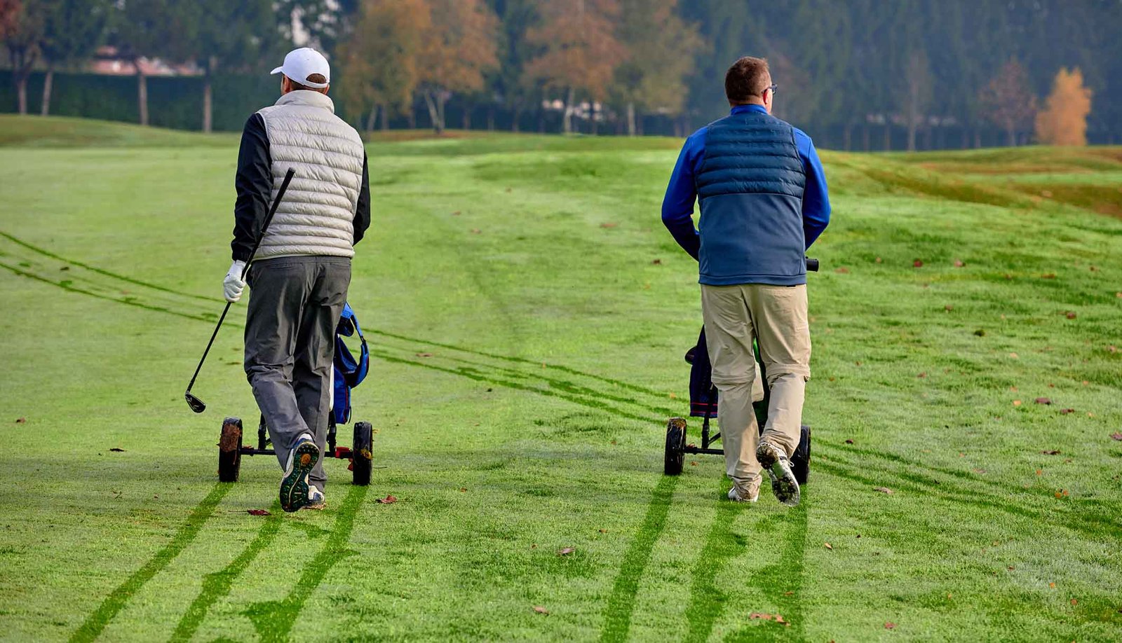 Must-Have Winter Accessories for Golfers