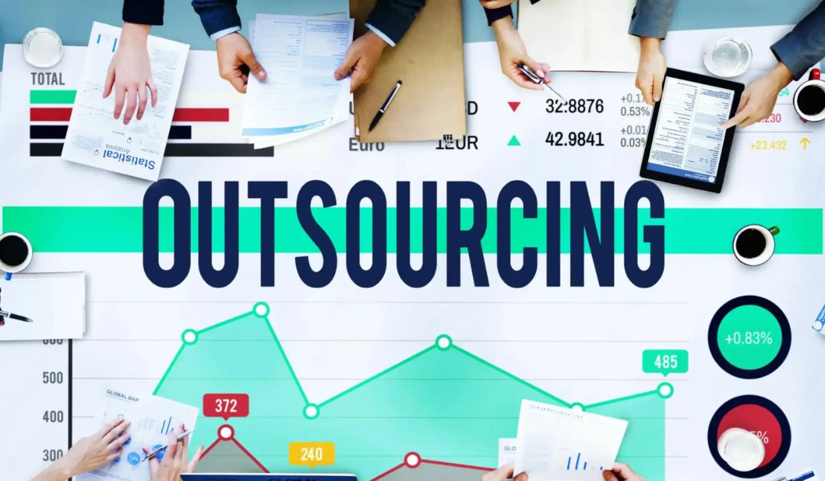 Why Do Companies Choose to Outsource Work