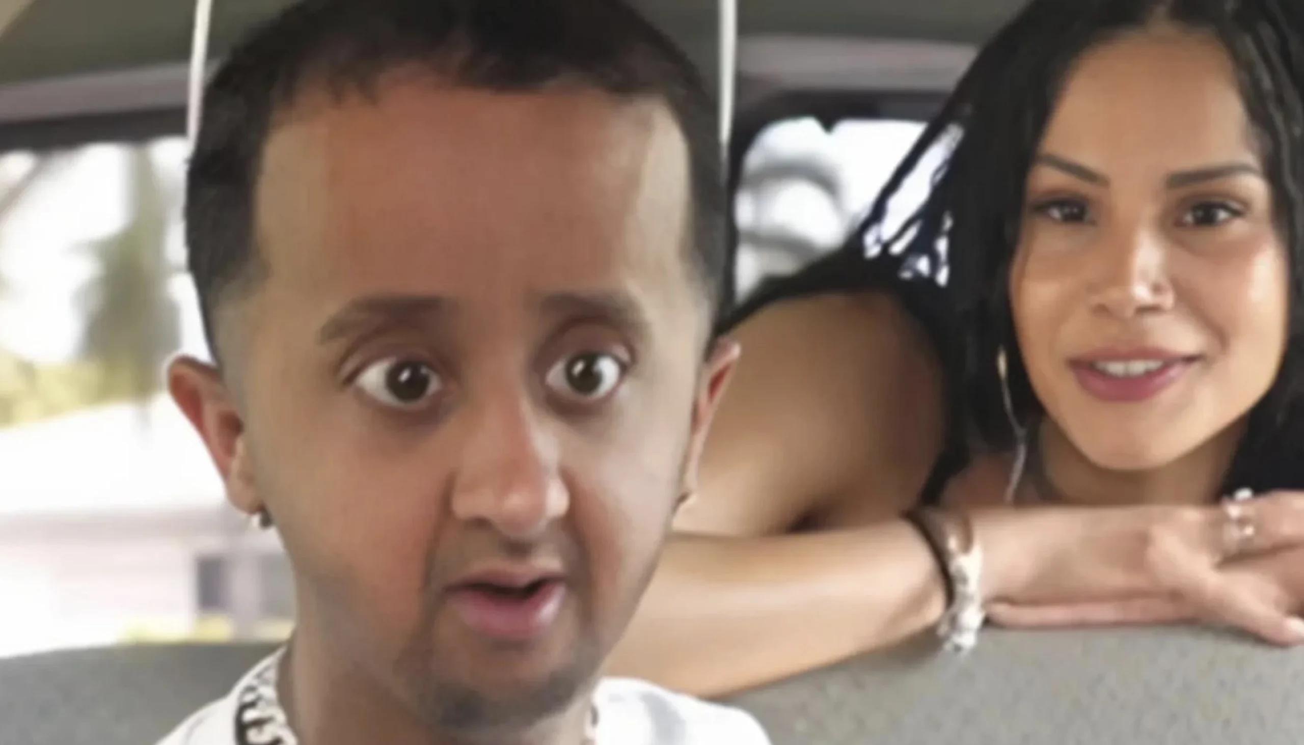 Baby Alien Fan Bus: The Viral Internet Story That Took Everyone by Surprise