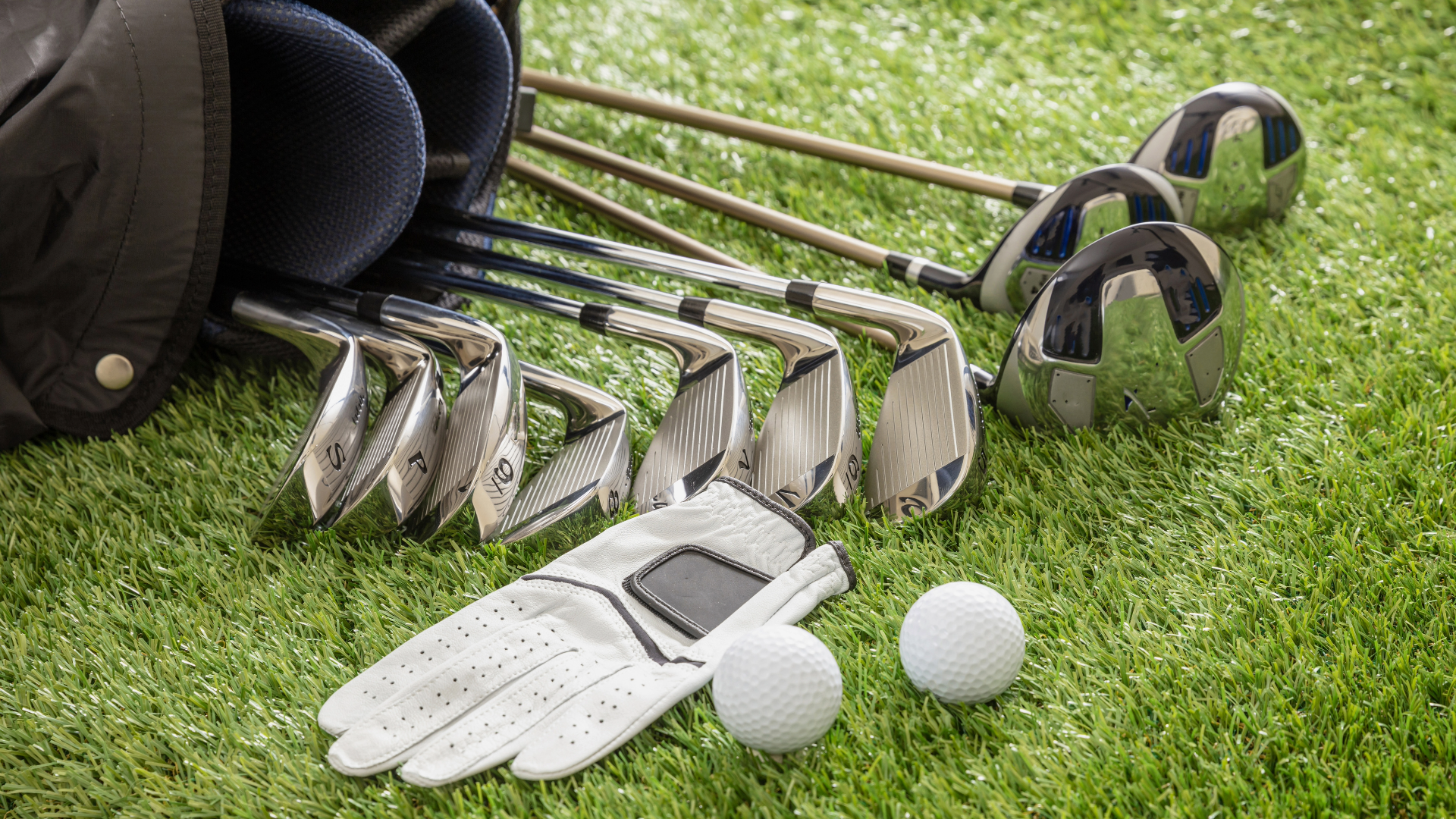 What Comes Included in a Beginner Golf Club Set?