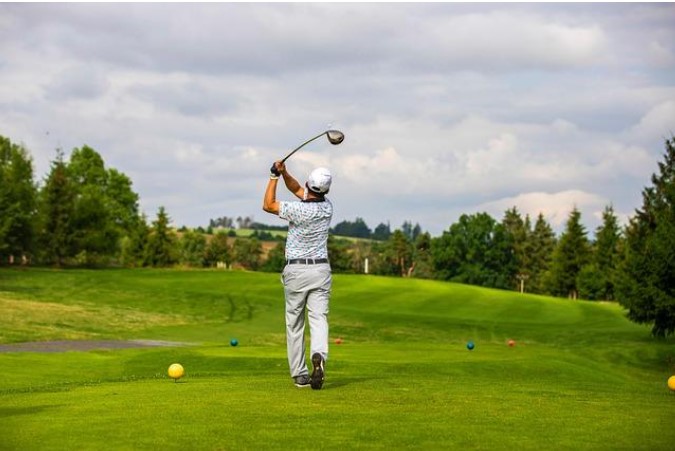 The Growing Appeal of Golf Round Leader Bets on the PGA Tour