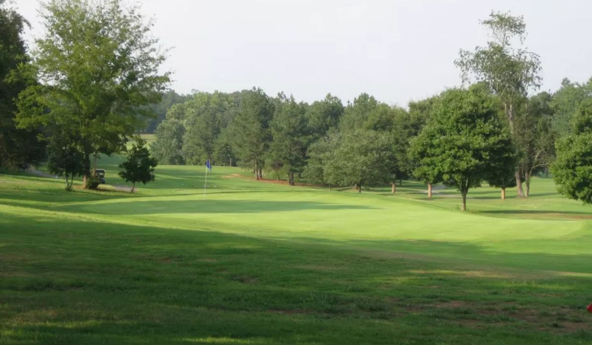 Connection to Meadowbrook Golf