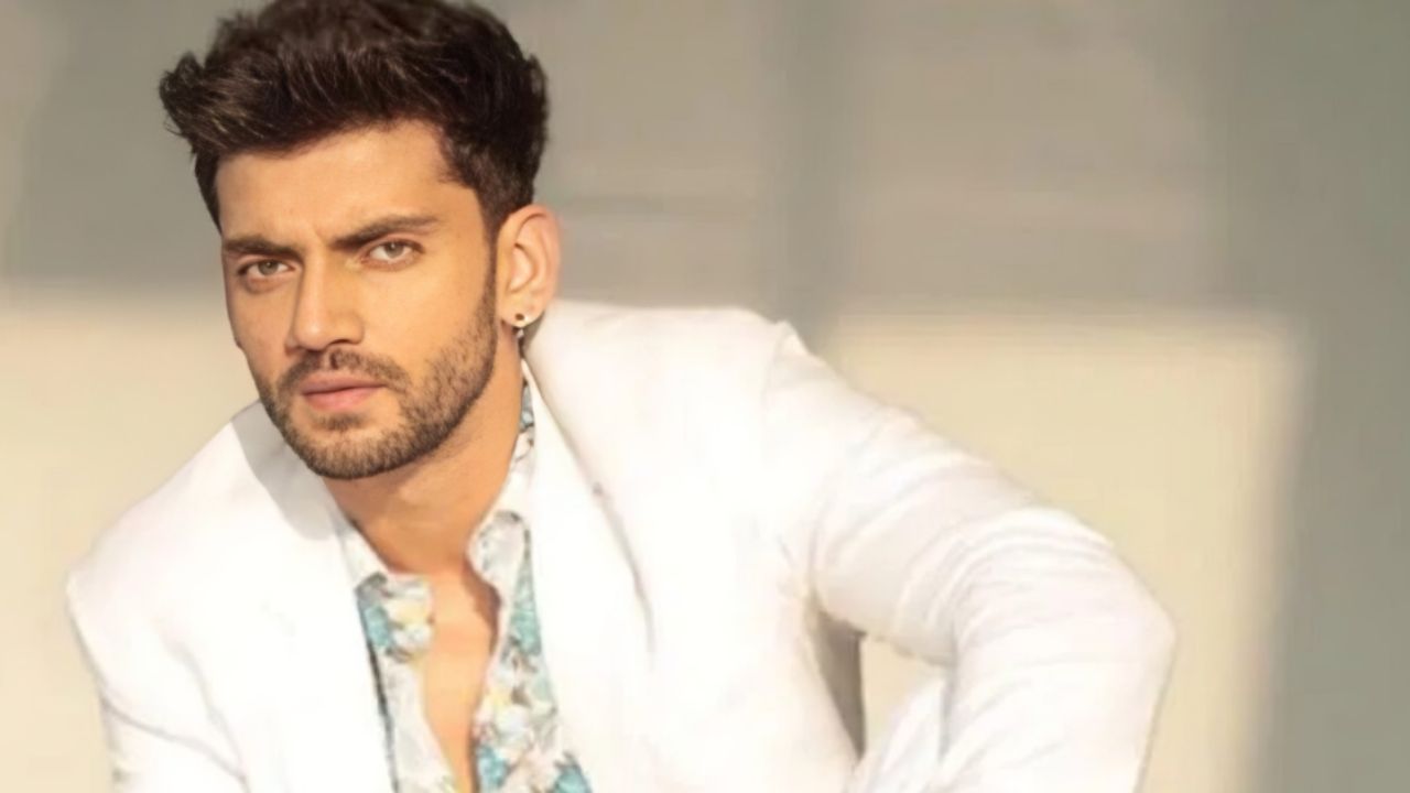 Zaheer Iqbal Net Worth