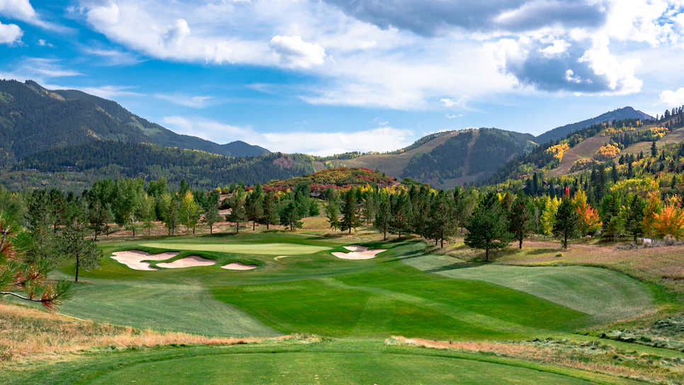 What Makes the Layout Different From Traditional Colorado Courses?