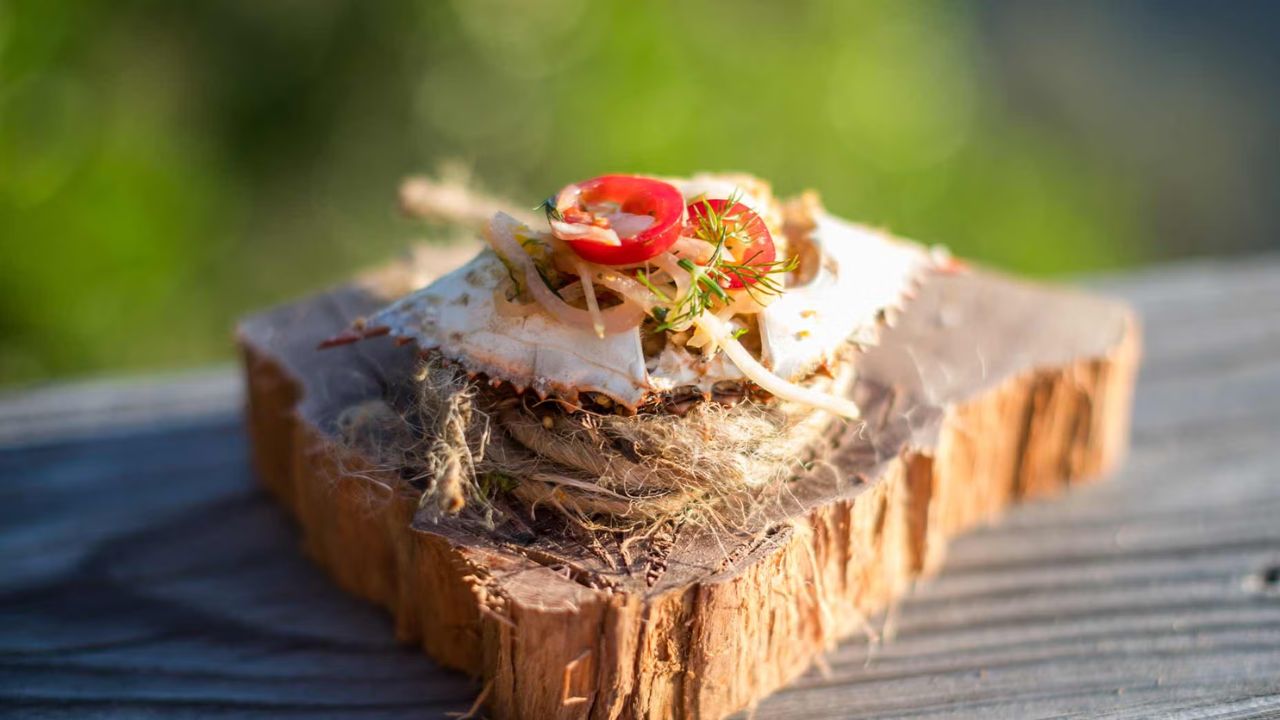 Seafood Dishes at Florida Golf Clubs: Coastal Dining on and off the Course