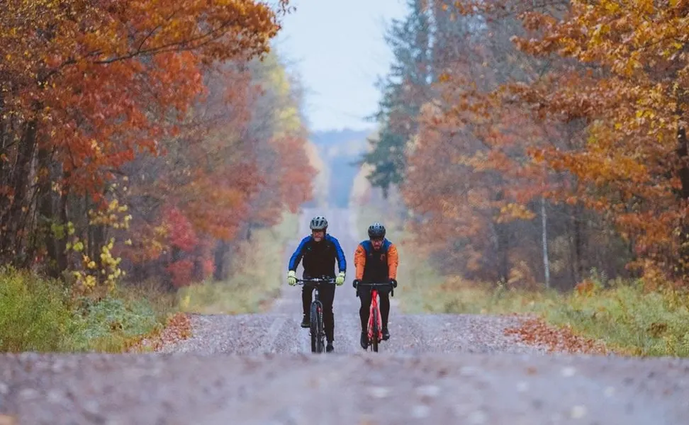 Riders Face Blind Curves and Loose Gravel on the Roads Around Local Golf Courses